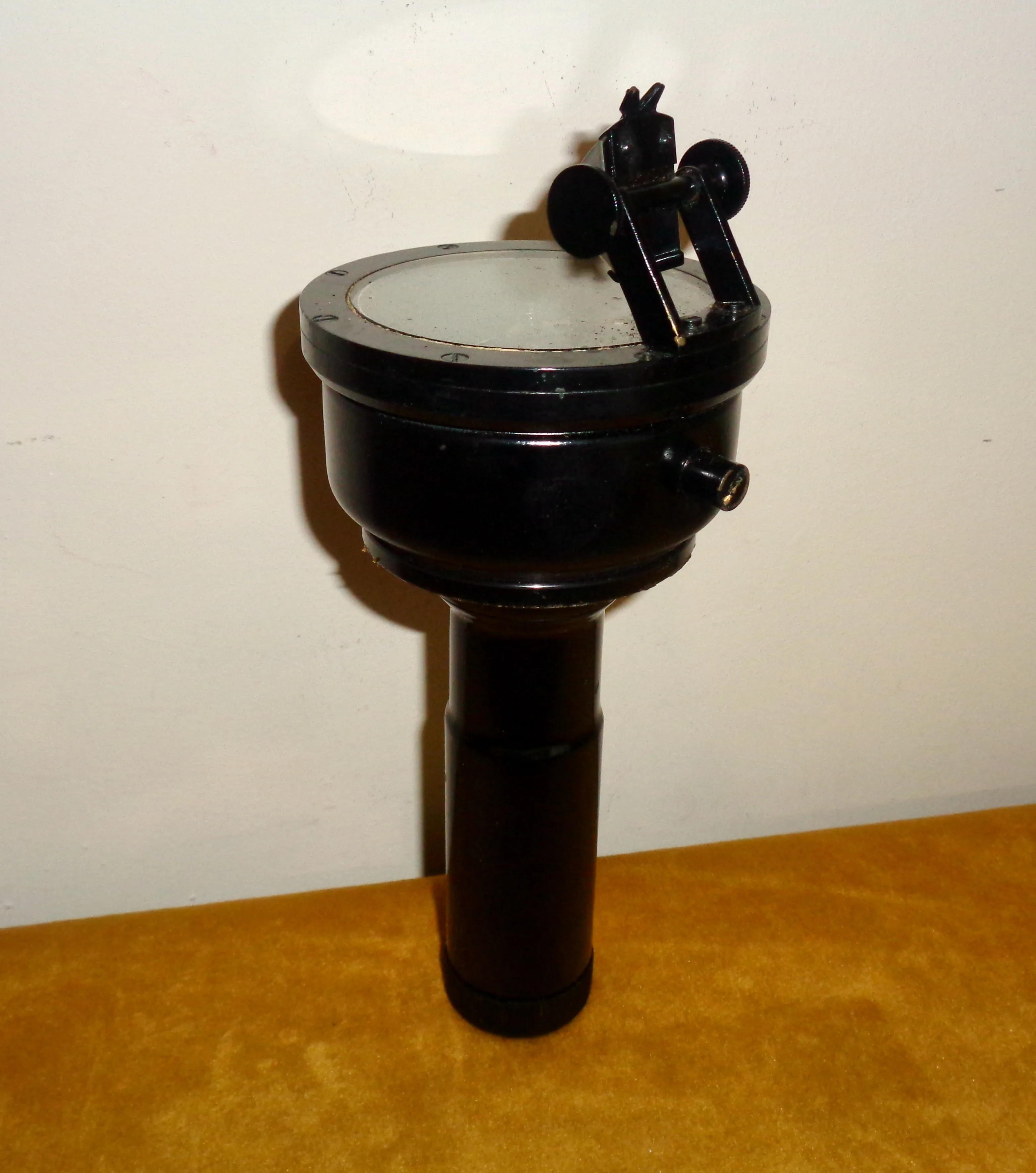 WW2 Type 06A Air Ministry RAF Hand Bearing Compass. New Old Stock